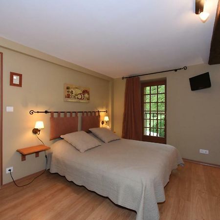 La Correrie Hotel Les Grandes-Armoises Ngoại thất bức ảnh