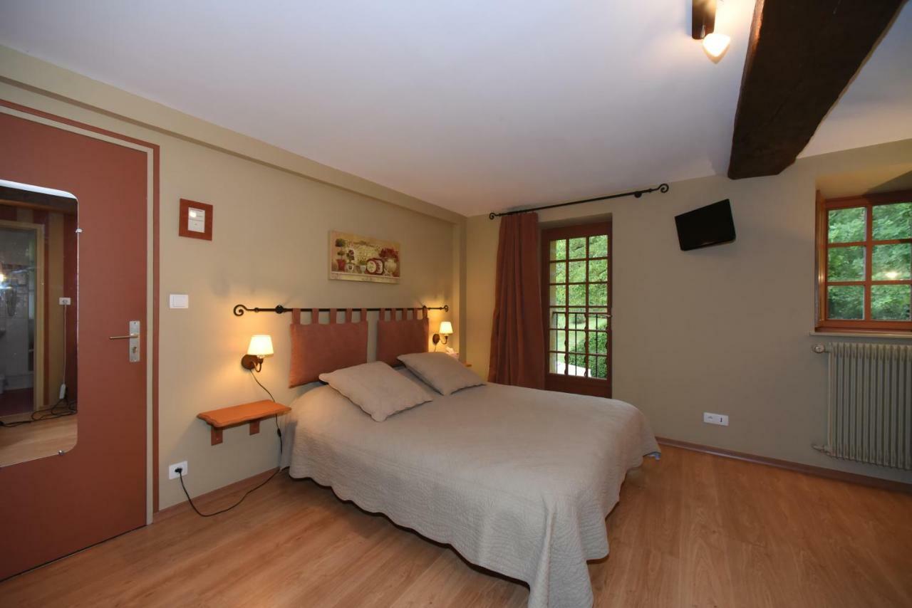 La Correrie Hotel Les Grandes-Armoises Ngoại thất bức ảnh
